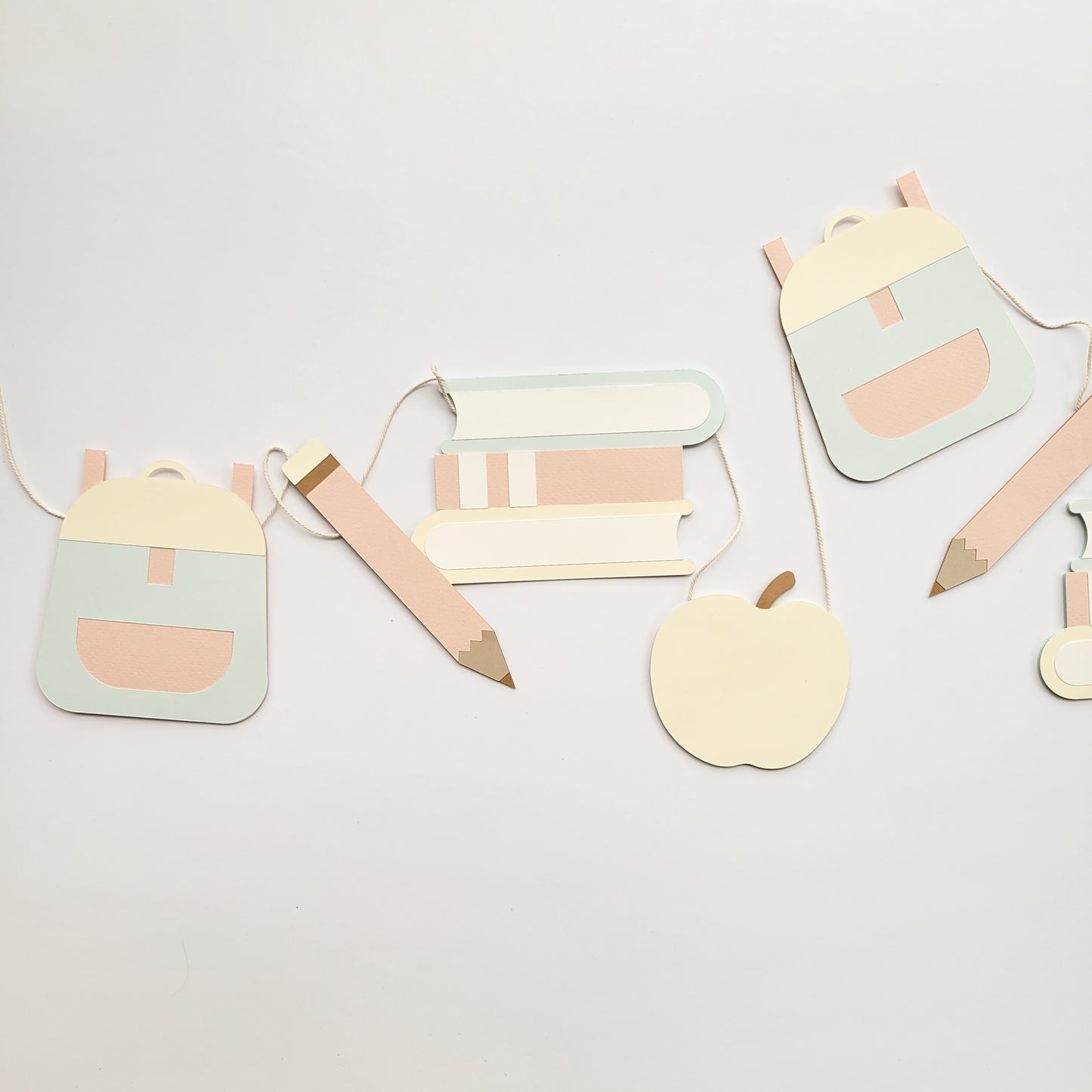 Guirlande décorative Back to school / Pastel