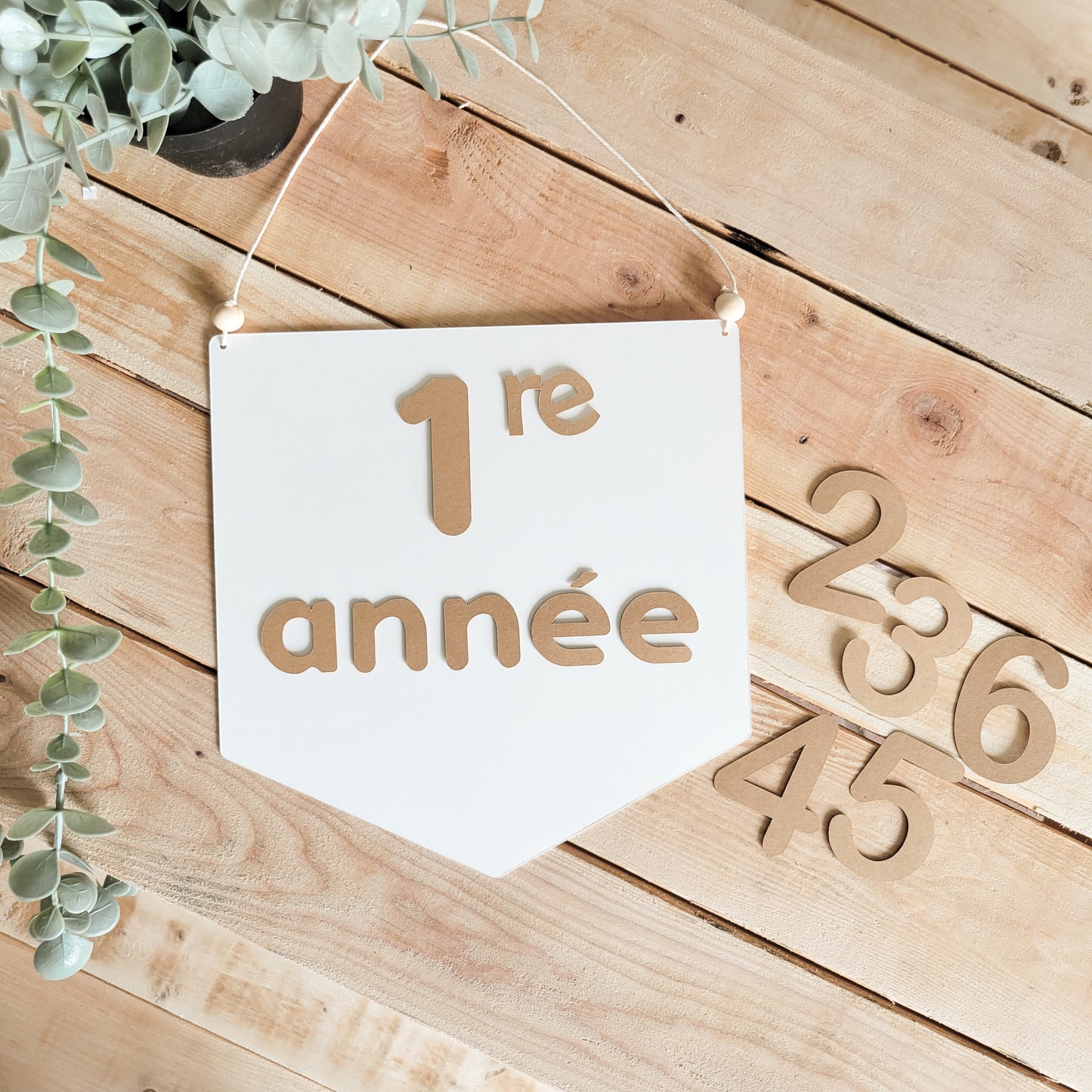 Bannière scolaire / Blanc & écriture kraft