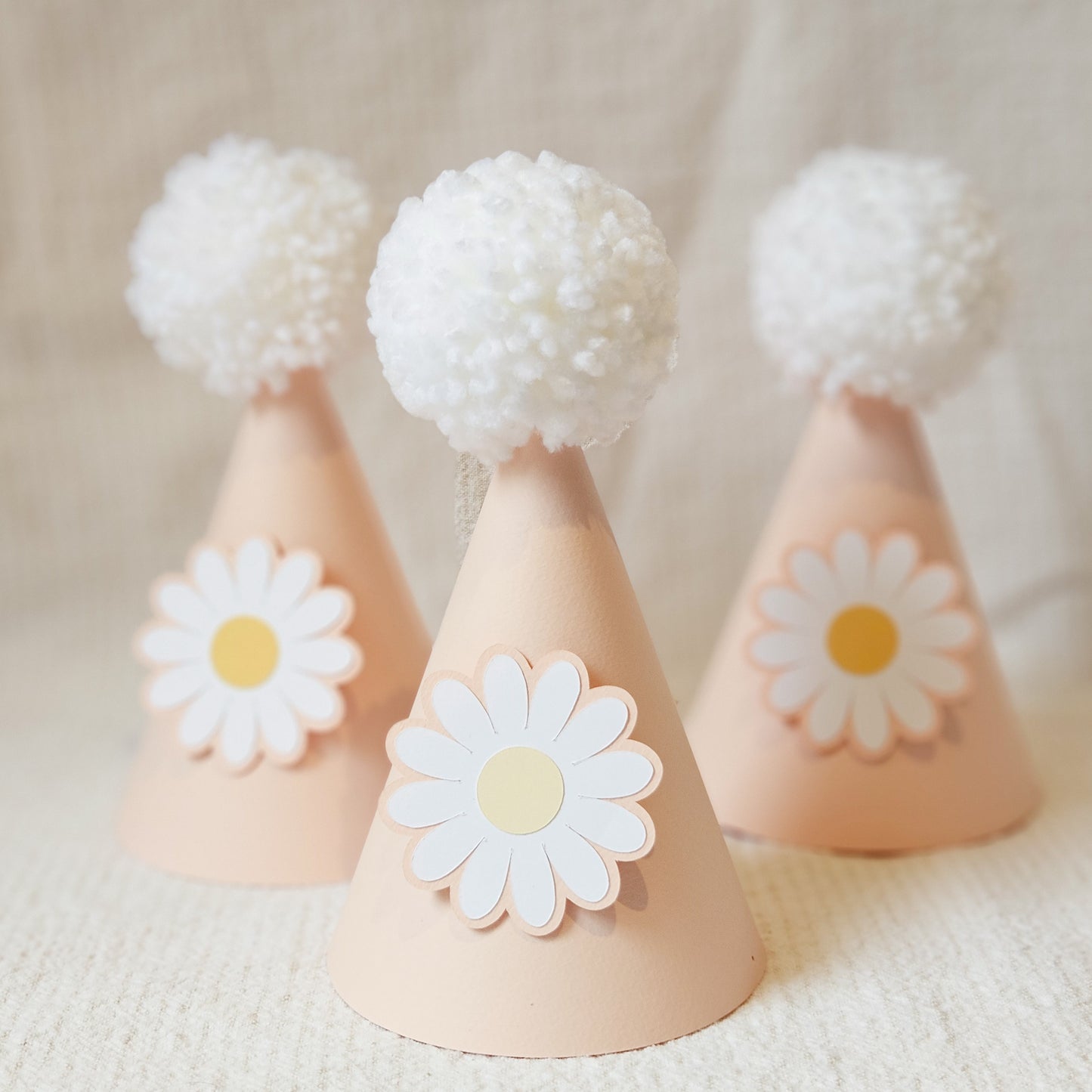 Ensemble chapeaux de fête/ Daisy