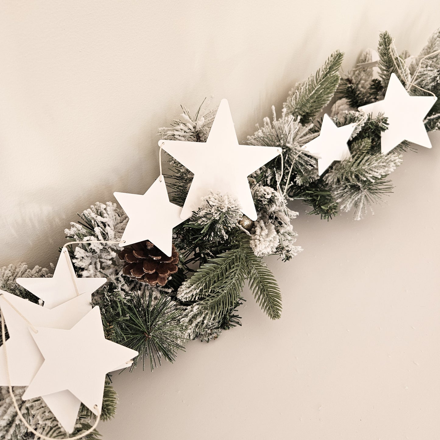 Guirlande décorative Noël / ÉTOILES BLANCHES
