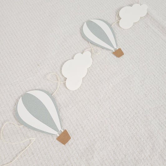 Decorative garland / Blue hot air balloon