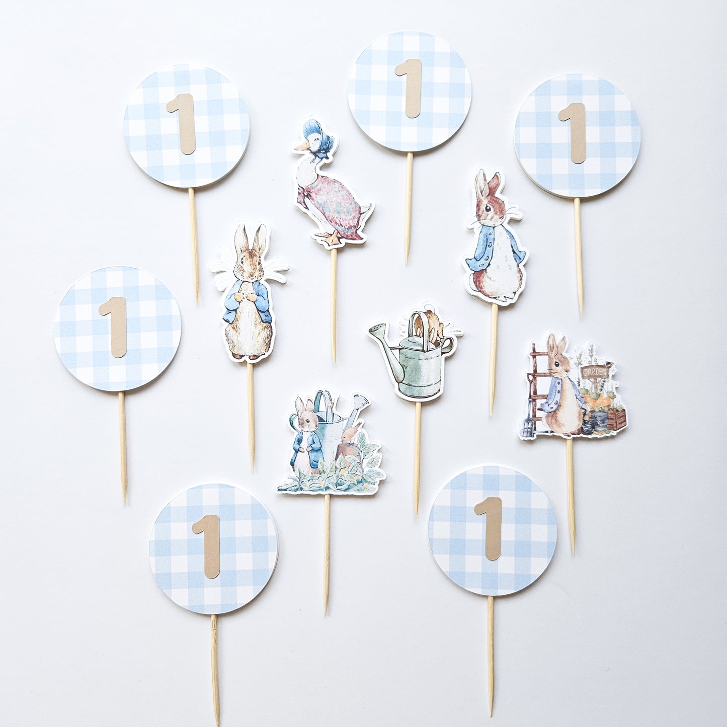 12 Cupcake Toppers carreauté bleu / Peter Rabbit