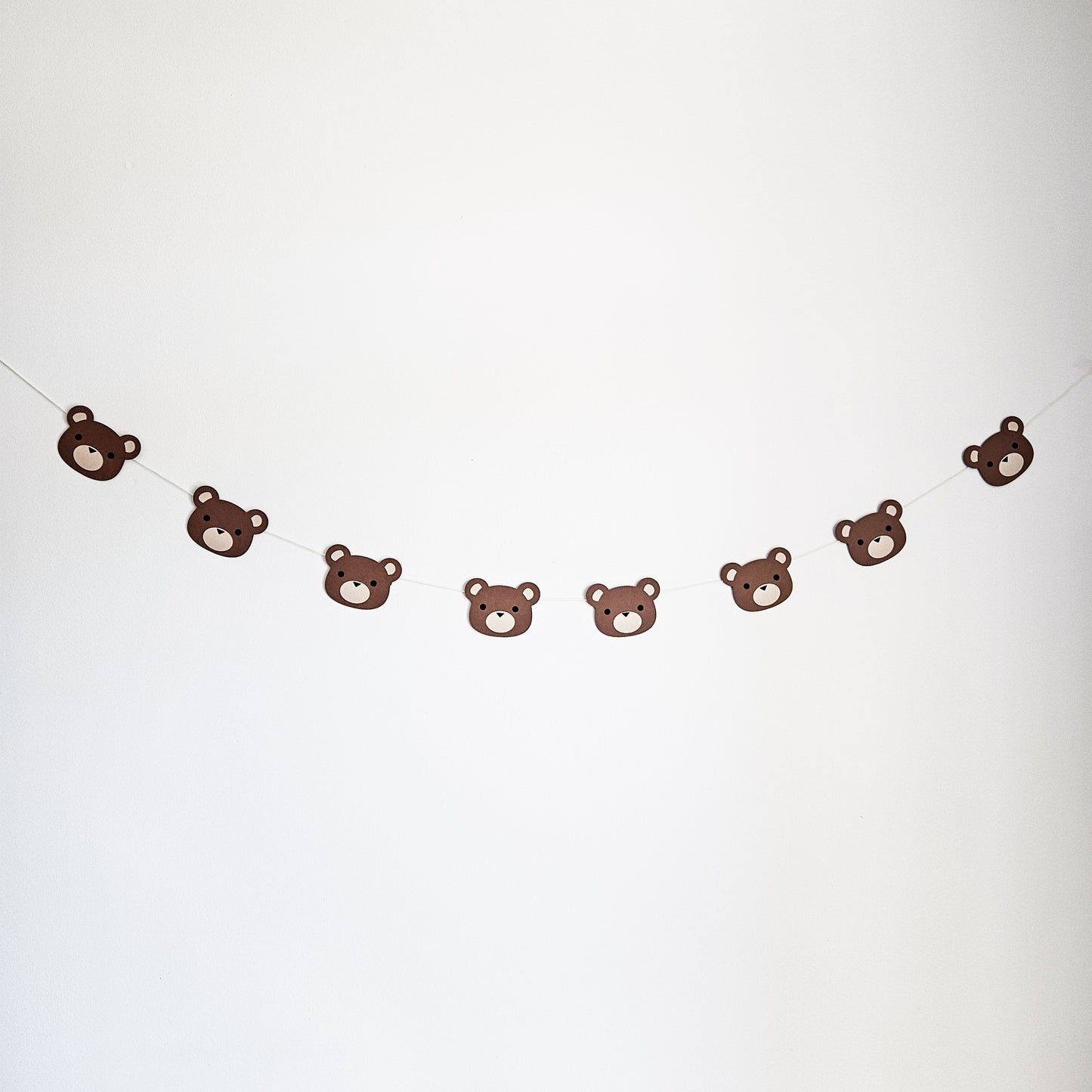 Decorative garland / cute bears