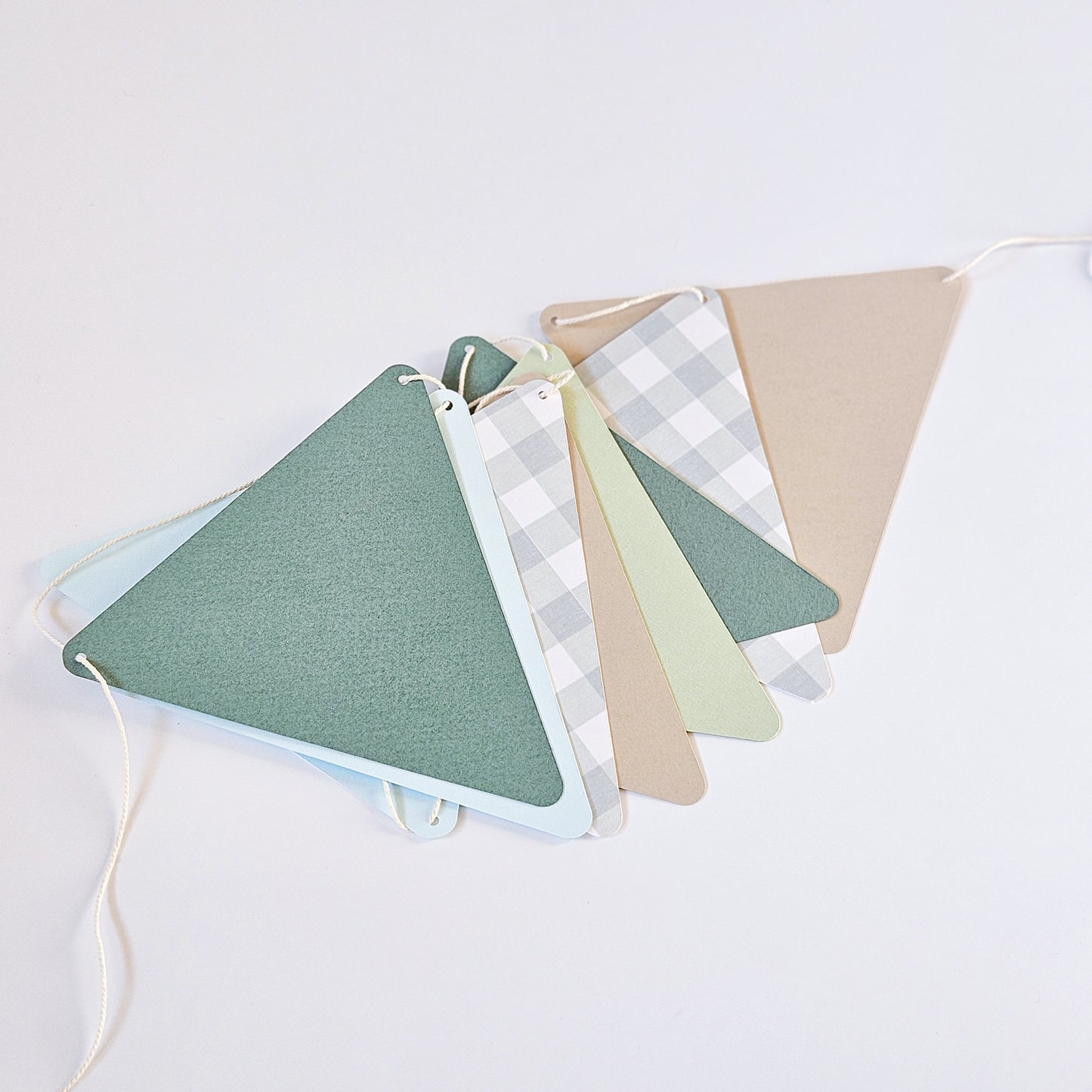 Pennant garland / Duck