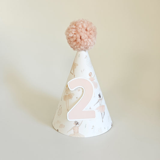 Hat with number / Ballerina