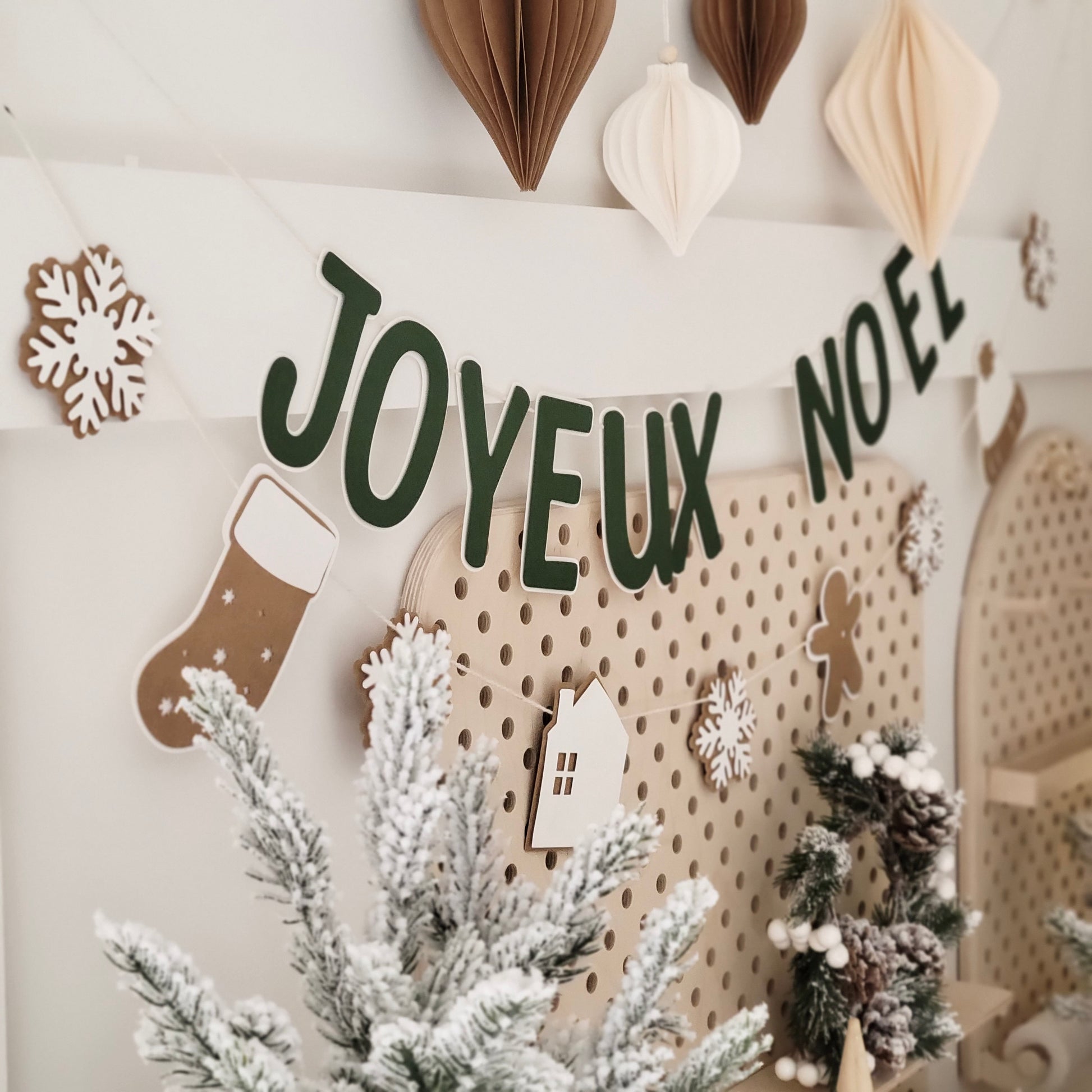 Guirlande Joyeux Noël contour blanc / Vert forêt – Clementino.boutique