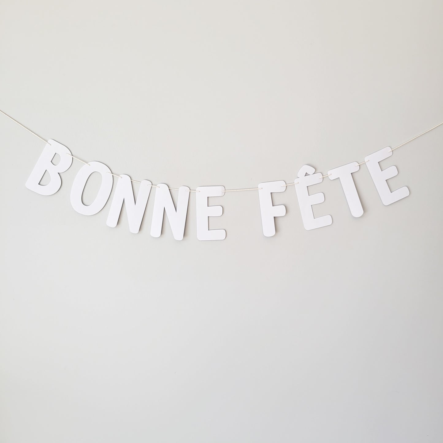 Banderole de lettres Bonne Fête / Blanc