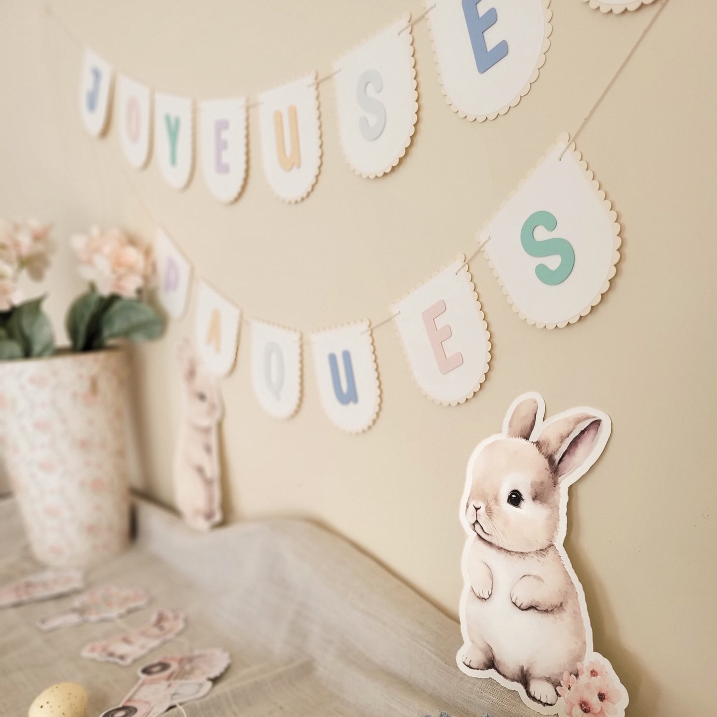 Happy Easter Rounded Pennant Banners / Multicolor